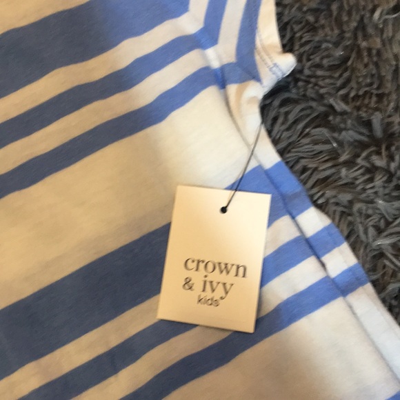 Top - Picture 2 of 3